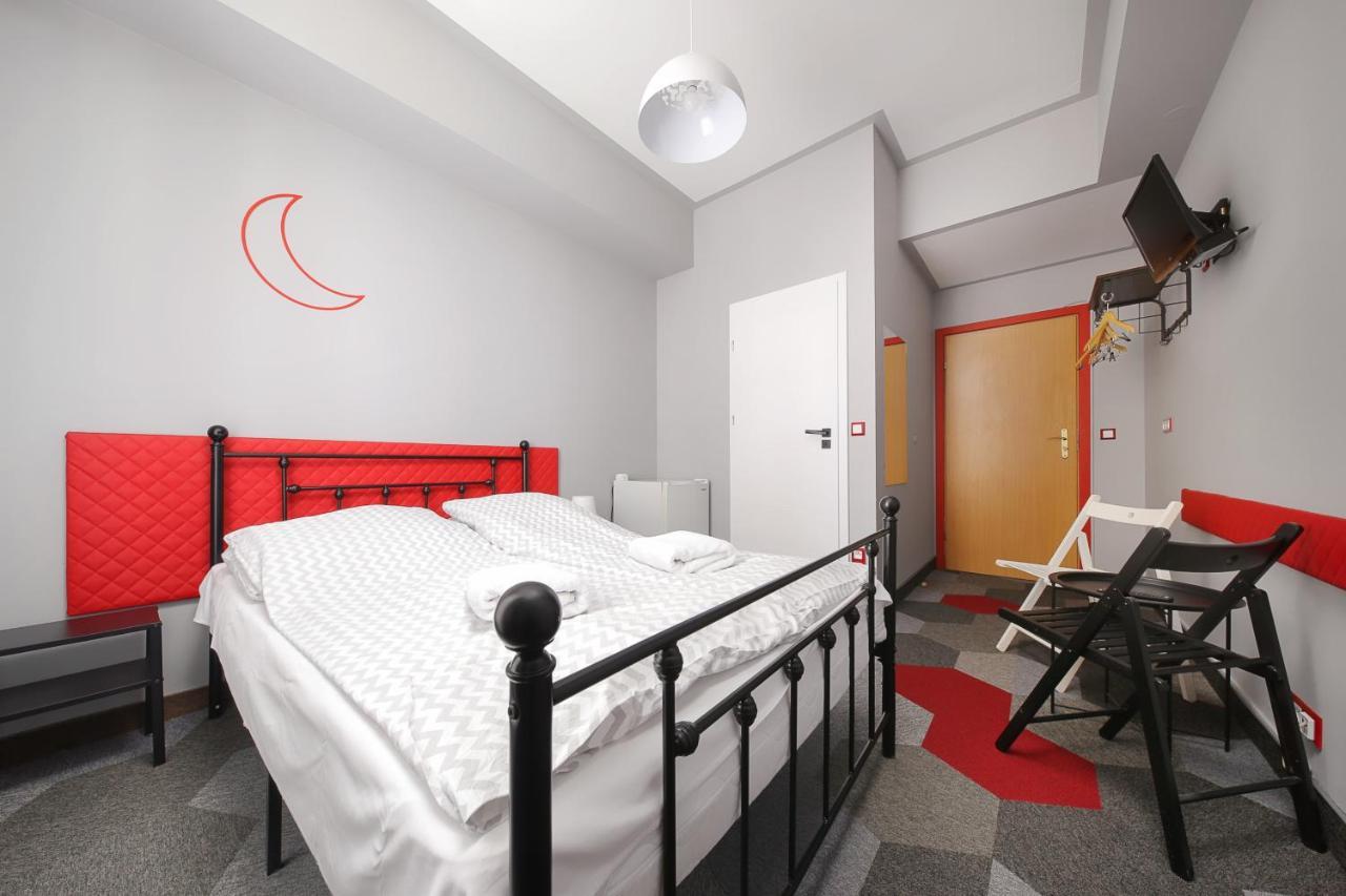 Moon Hostel קרקוב מראה חיצוני תמונה